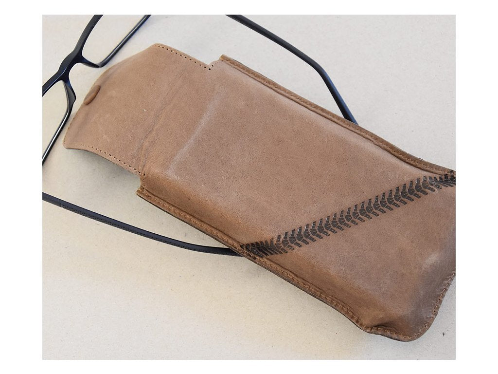 Etui na okulary 701 "stolarz 01"
