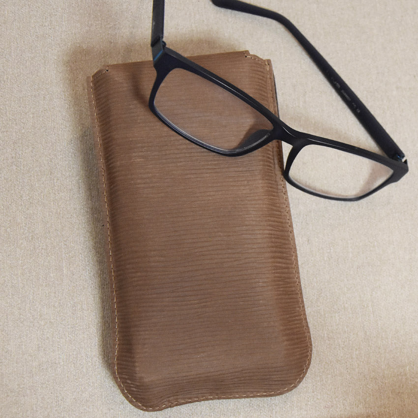 Etui na okulary 701 "jeleń 14"