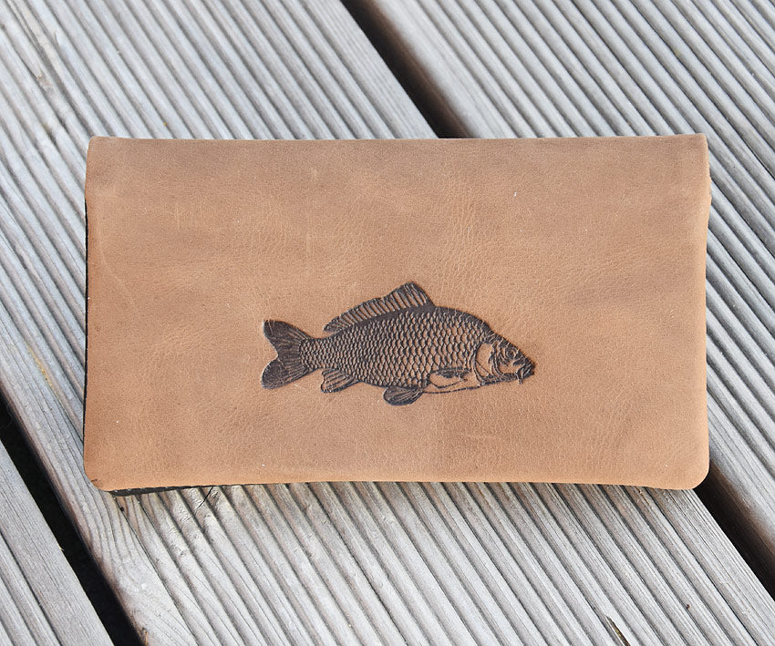 Etui na tytoń "Karp"